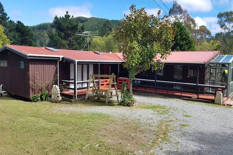 Photo of property in 694 Whitemans Valley Road, Whitemans Valley, Upper Hutt, 5371