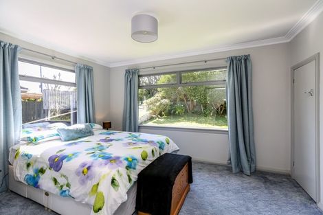 Photo of property in 128 Frankley Road, Frankleigh Park, New Plymouth, 4310