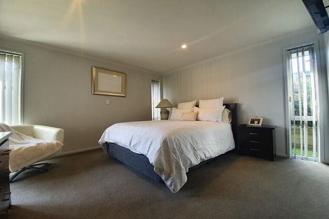 Photo of property in 61 Sunningdale Street, Wattle Downs, Auckland, 2103