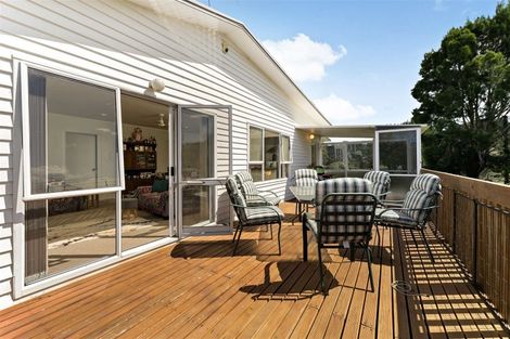 Photo of property in 104 Awa Road, Kumeu, 0891