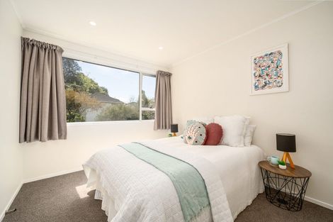 Photo of property in 20 Westhaven Drive, Tawa, Wellington, 5028