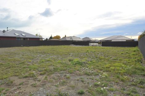 Photo of property in 5 Unwin Place, Twizel, 7901