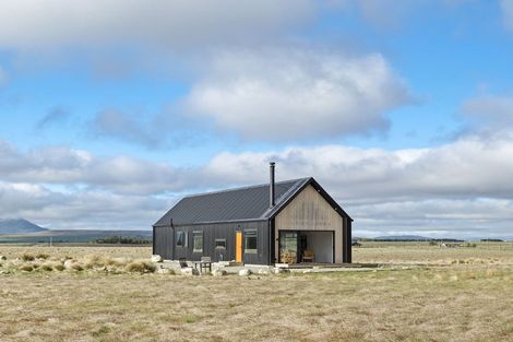 Photo of property in 200 Manuka Terrace, Ben Ohau, Twizel, 7999