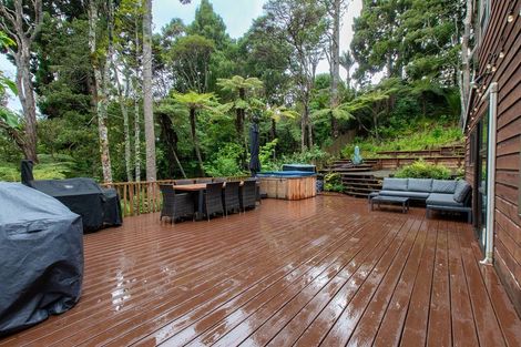 Photo of property in 266 Konini Road, Titirangi, Auckland, 0604