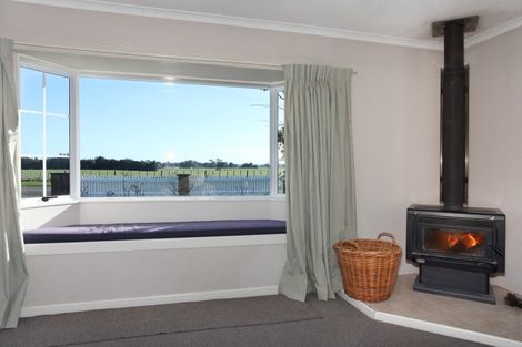 Photo of property in 104 Kelvin Grove Road, Kelvin Grove, Palmerston North, 4414
