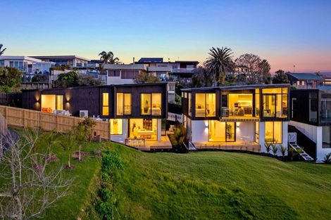 Photo of property in 45a Rosario Crescent, Red Beach, 0932