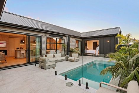 Photo of property in 11 Colpoma Close, Papamoa Beach, Papamoa, 3118