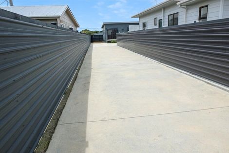 Photo of property in 1a Warren Street, Foxton Beach, 4815