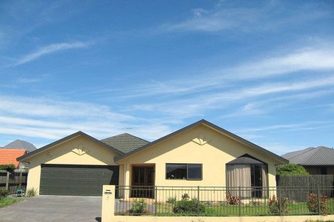 Photo of property in 5 Evenwood Place, Waimairi Beach, Christchurch, 8083