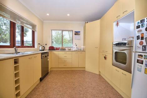 Photo of property in 18a Fisher Place, Carterton, 5713