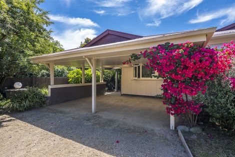 Photo of property in 60 Kirk Street, Otaki, 5512