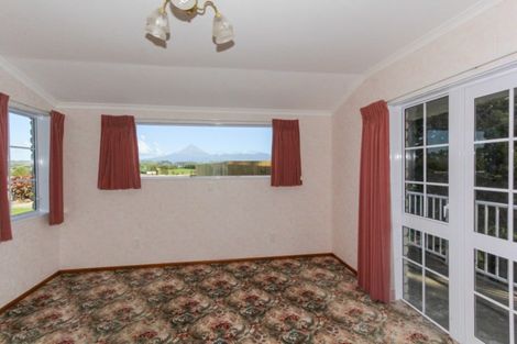Photo of property in 464 Egmont Road, Hillsborough, New Plymouth, 4372
