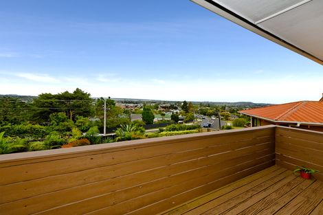 Photo of property in 5/60 West Coast Road, Glen Eden, Auckland, 0602