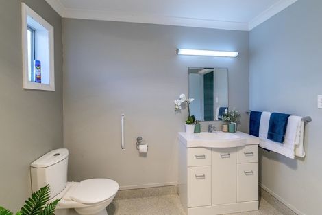 Photo of property in 19 Read Street, Levin, 5510