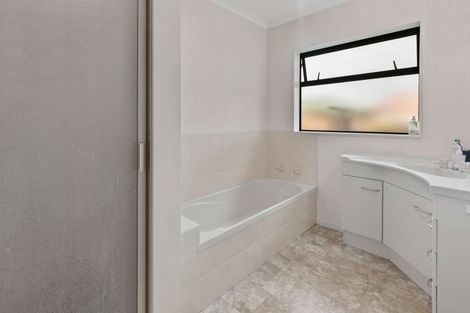 Photo of property in 4 Mews Place, Forest Lake, Hamilton, 3200