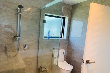 Photo of property in 73b Clevedon Road, Papakura, 2110