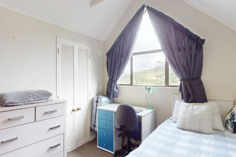 Photo of property in 51 David Crescent, Karori, Wellington, 6012