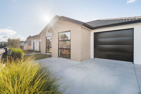 Photo of property in 20 Bronze Court, Papamoa, 3118