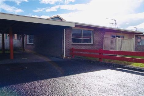 Photo of property in 82 Hine Street, New Plymouth, 4310