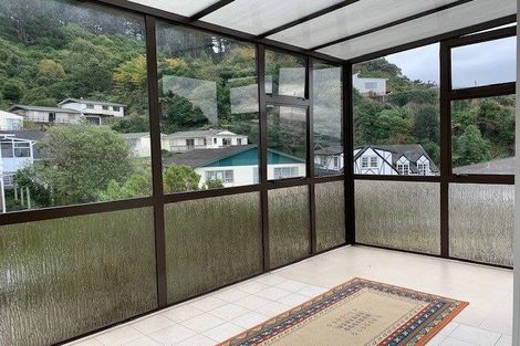 Photo of property in 15 Fyvie Avenue, Tawa, Wellington, 5028