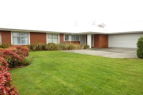Photo of property in 4 Linden Grove Avenue, Hillmorton, Christchurch, 8024