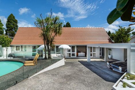 Photo of property in 28 Barlow Place, Chatswood, Auckland, 0626