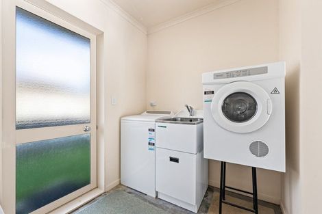 Photo of property in 14 South Road, Waipu, 0510