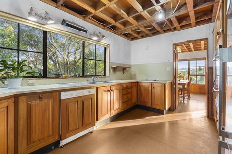Photo of property in 18 Valley Road, Northcote, Auckland, 0626