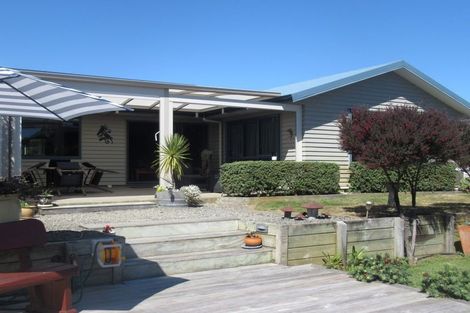 Photo of property in 3 Moss Lane, Raumati Beach, Paraparaumu, 5032