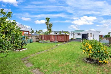 Photo of property in 116 Woodglen Road, Glen Eden, Auckland, 0602