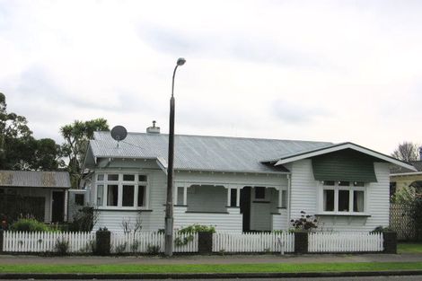 Photo of property in 11 Beresford Street, Takaro, Palmerston North, 4410