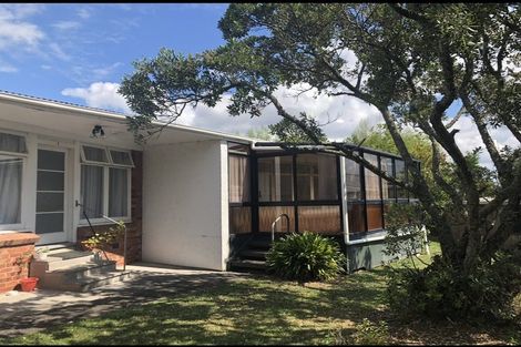 Photo of property in 82 Flanshaw Road, Te Atatu South, Auckland, 0610