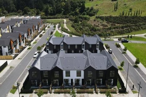 Photo of property in 2 Tuputupu Drive, Kumeu, 0810