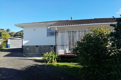 Photo of property in 26 Salamanca Road, Sunnynook, Auckland, 0620