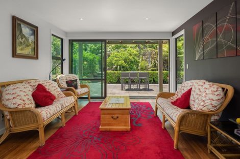 Photo of property in 135 Queen Charlotte Drive, Havelock, Picton, 7281