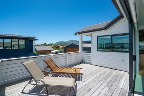 Photo of property in 20 Pukenamu Road, Rainbow Point, Taupo, 3330