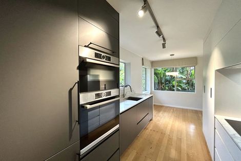 Photo of property in 2/13 Park Avenue, Takapuna, Auckland, 0622