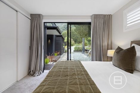 Photo of property in 18 Lookout Drive, Mount Creighton, Queenstown, 9371