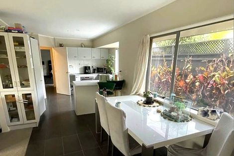 Photo of property in 3/8 Solana Court, Botany Downs, Auckland, 2010