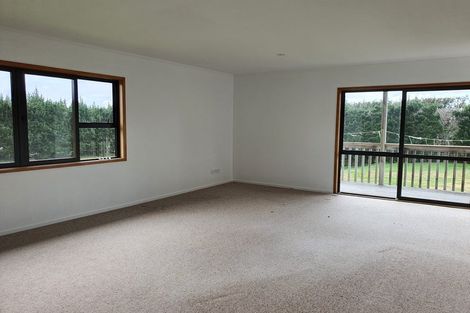 Photo of property in 144 Taupaki Road, Taupaki, Henderson, 0782