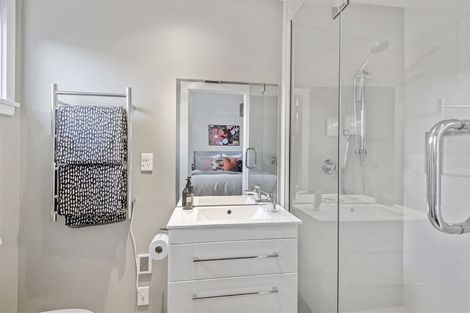 Photo of property in 12 Browns Road, St Albans, Christchurch, 8014