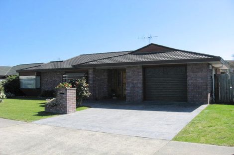 Photo of property in 15 Hadleigh Court, Paraparaumu, 5032