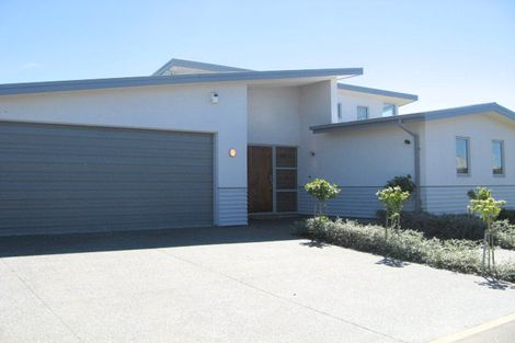 Photo of property in 5 June Gardens, Northwood, Christchurch, 8051