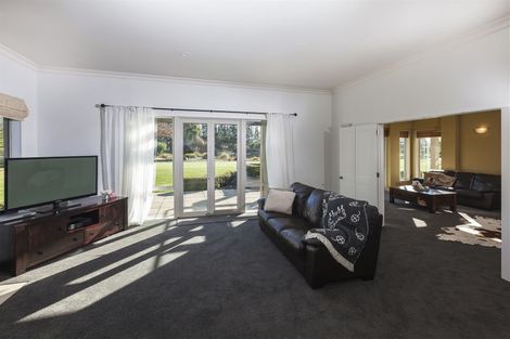 Photo of property in 180 Flaxton Road, Rangiora, 7691