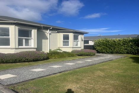 Photo of property in 19a Randwick Crescent, Moera, Lower Hutt, 5010