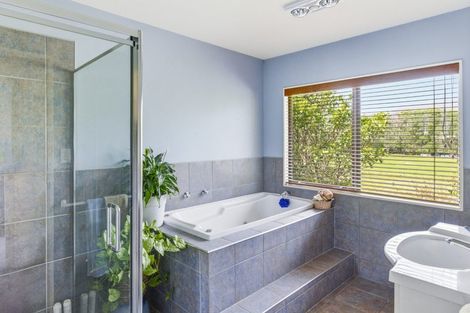 Photo of property in 84 Derham Road, Te Horo, Otaki, 5581