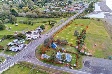 Photo of property in 40 Waitangi Street, Tokomaru Bay, 4079
