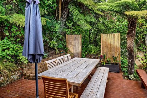 Photo of property in 98 Motuhara Road, Plimmerton, Porirua, 5026