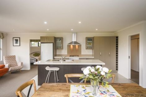 Photo of property in 15 Lorenzo Place, Kelvin Grove, Palmerston North, 4414