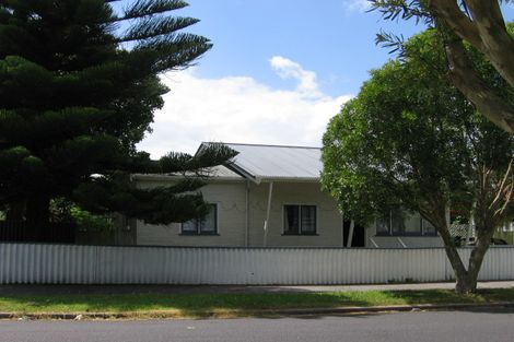 Photo of property in 23 Orchard Street, Avondale, Auckland, 1026